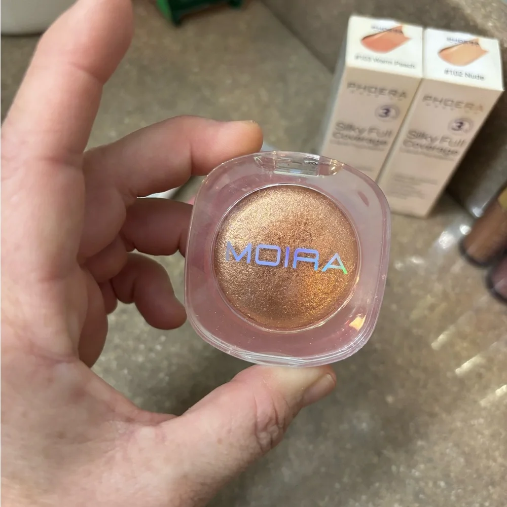 New makeup lot PHOERA and more